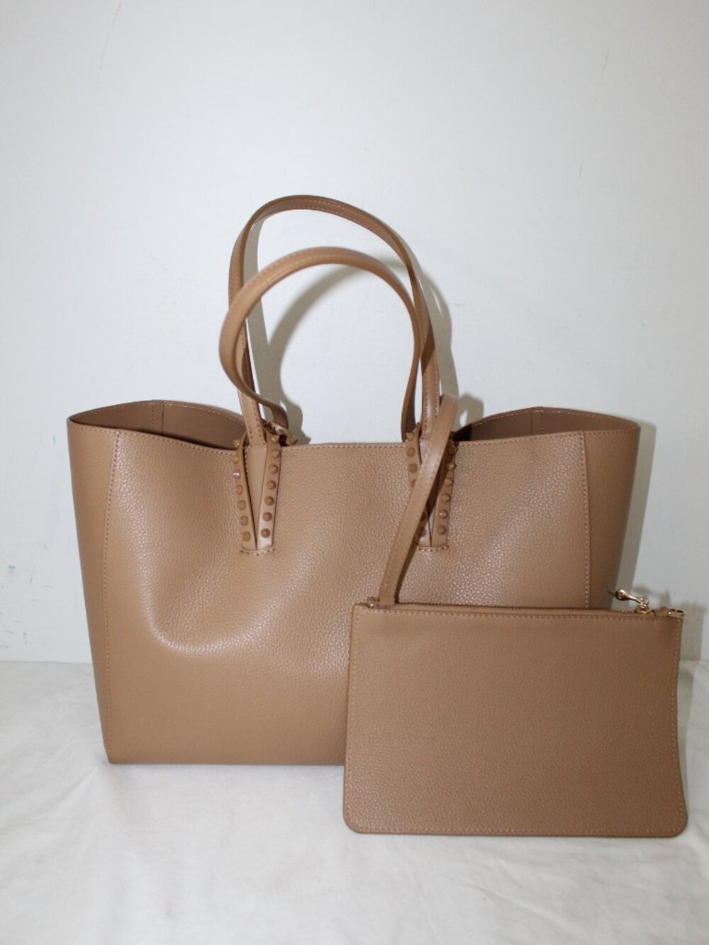 CHRISTIAN LOUBOUTIN Cabata Leather Tote Shoulder Shopper Bag Spikes w/Pouch Set